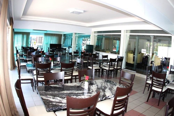 Imagen del bar/restaurante del Hotel Amuarama. Foto 2