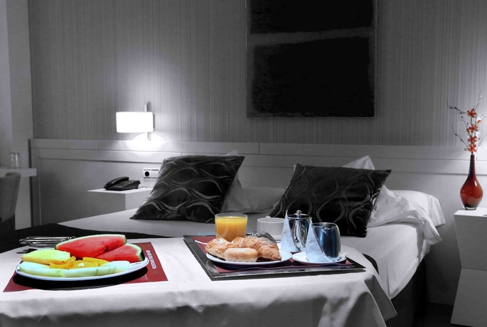 Imagen de la habitación del Hotel Amura Alcobendas. Foto 7