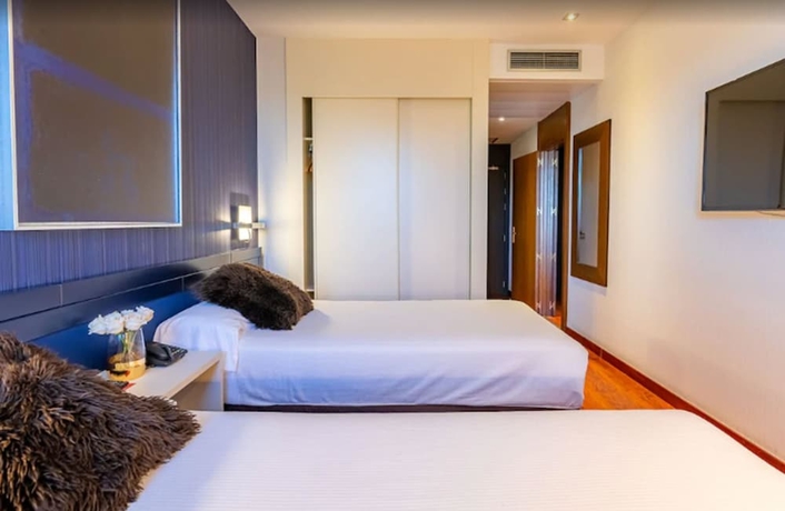 Imagen de la habitación del Hotel Amura Alcobendas. Foto 13