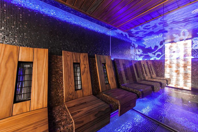 Imagen de la piscina del Hotel Amurskiy. Foto 20