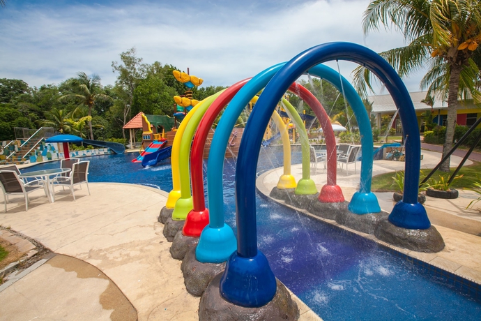 Imagen de la piscina del Hotel Amverton Heritage Resort. Foto 18