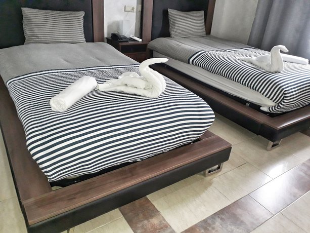 Imagen de la habitación del Hotel Amwaj. Foto 12