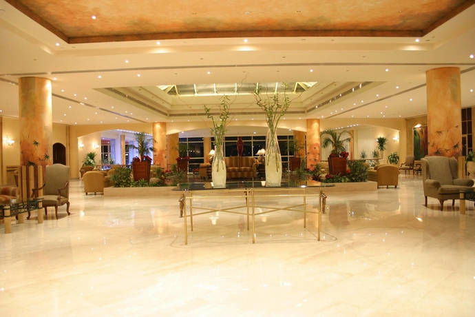 Imagen de los interiores del Hotel Amwaj Oyoun Resort and Casino. Foto 13