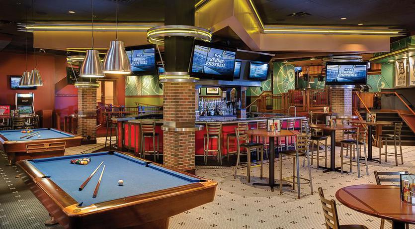 Imagen del bar/restaurante del Hotel Amway Grand Plaza, Curio Collection By Hilton. Foto 2