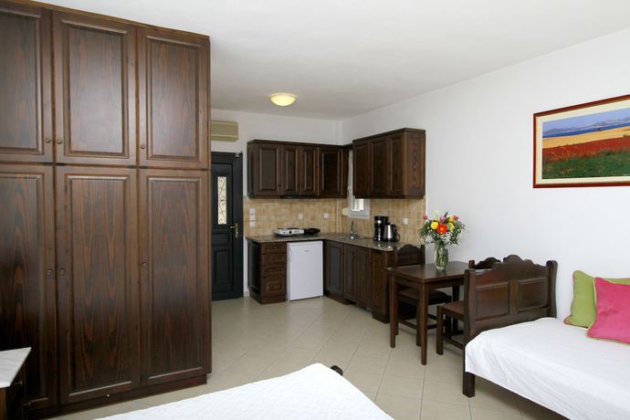 Imagen de la habitación del Hotel Amygdalies Apartments. Foto 7