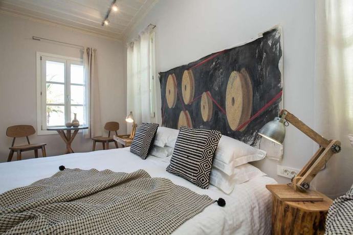 Imagen de la habitación del Hotel Amymone Suites. Foto 7