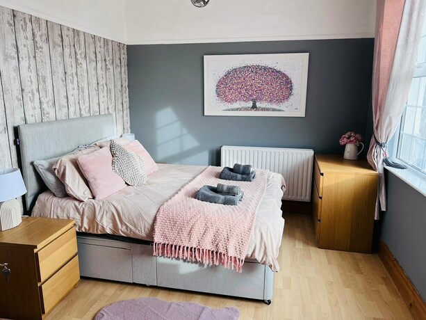 Imagen general del Hotel An Amazing Large 7-bed House in Porthcawl. Foto 17