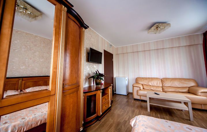 Imagen de la habitación del Hotel AnRi. Foto 2