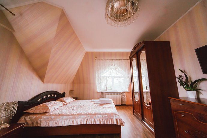 Imagen de la habitación del Hotel AnRi. Foto 11