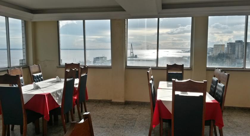 Imagen del bar/restaurante del Hotel Ana Cassia. Foto 2