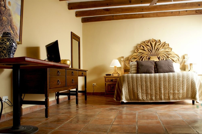 Imagen de la habitación del Hotel Ana Catalina and Suites. Foto 11