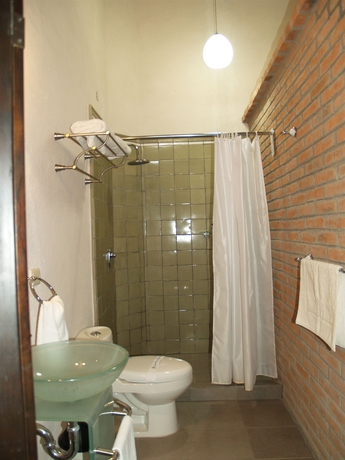 Imagen de la habitación del Hotel Ana Catalina and Suites. Foto 13