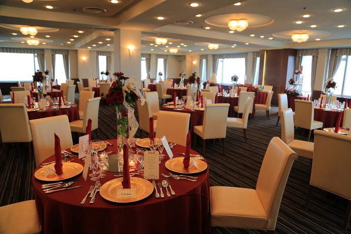 Imagen del bar/restaurante del Hotel Ana Crowne Plaza Ube, An Ihg. Foto 3