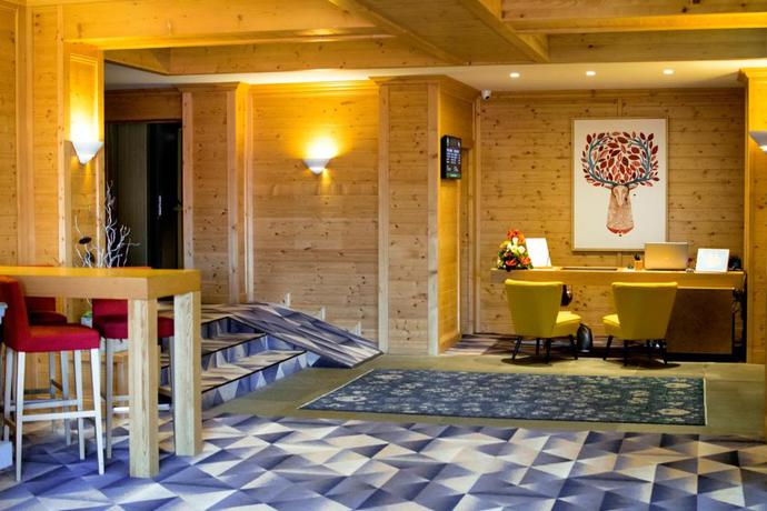 Imagen de los interiores del Hotel Ana Hotels Bradul Poiana Brasov. Foto 14