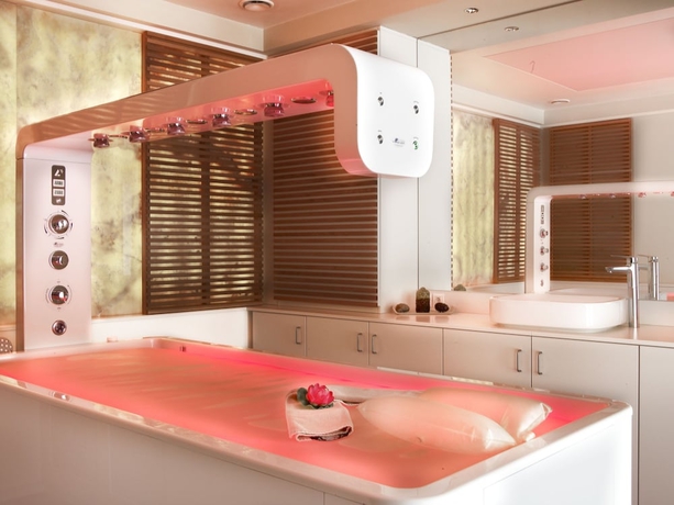 Imagen de los interiores del Hotel Ana Hotels Sport Poiana Brasov. Foto 15