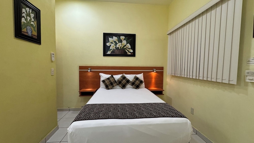 Imagen de la habitación del Hotel Ana Isabel, Zamora de Hidalgo. Foto 9