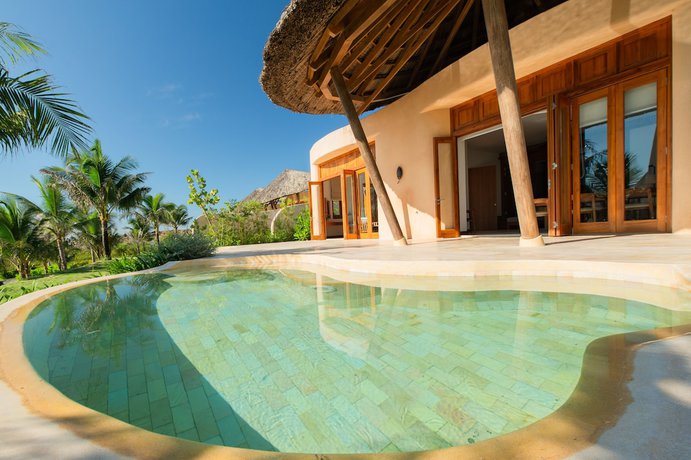 Imagen de la habitación del Hotel Ana Mandara Cam Ranh. Foto 4