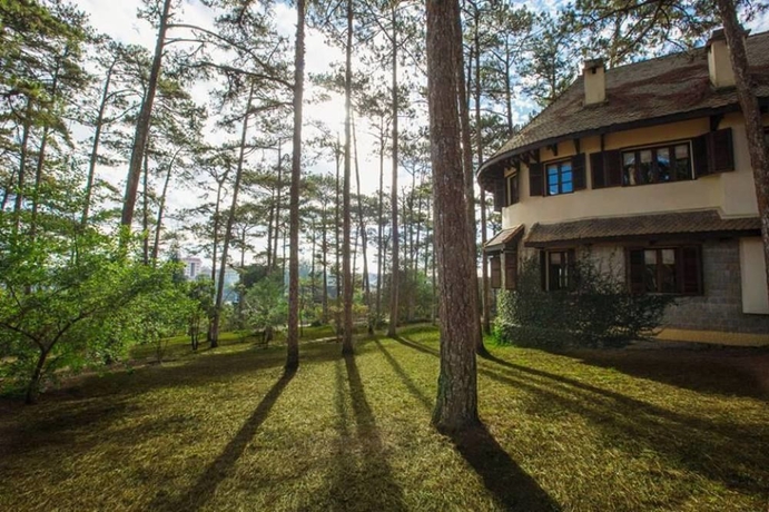 Imagen de los exteriores del Hotel Ana Mandara Villas Dalat Resort and Spa. Foto 10