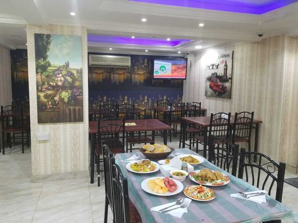 Imagen del bar/restaurante del Hotel Ana Palace. Foto 5