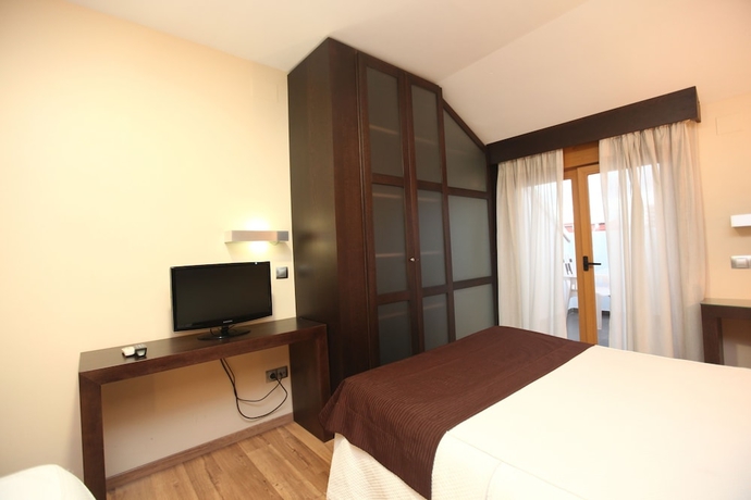 Imagen de la habitación del Hotel Anabel Baza. Foto 6