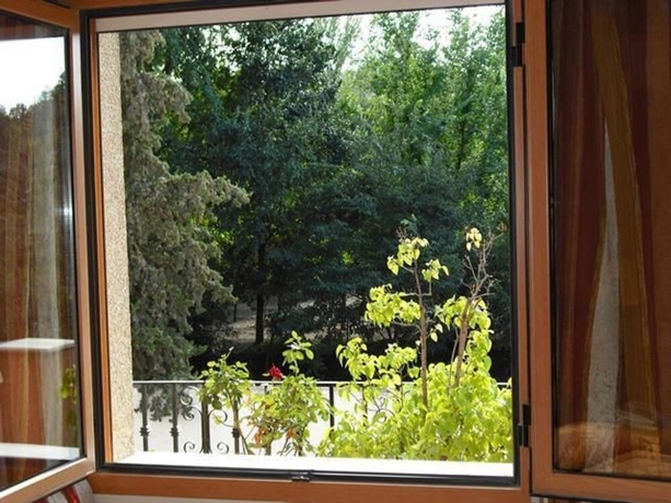 Imagen de la habitación del Hotel Anabel Baza. Foto 10