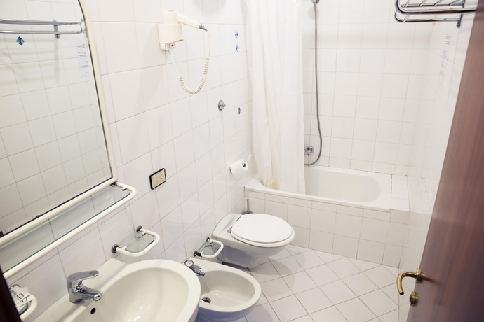 Imagen de la habitación del Hotel Anacapri, Termini. Foto 10