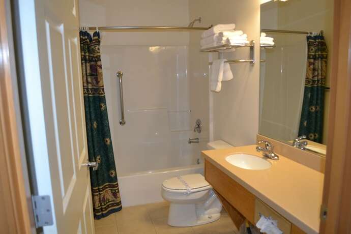 Imagen de la habitación del Hotel Anaco Bay Inn. Foto 13