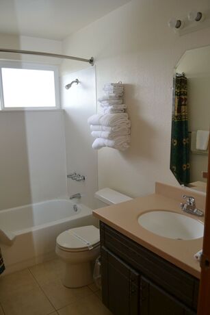 Imagen de la habitación del Hotel Anaco Bay Inn. Foto 19