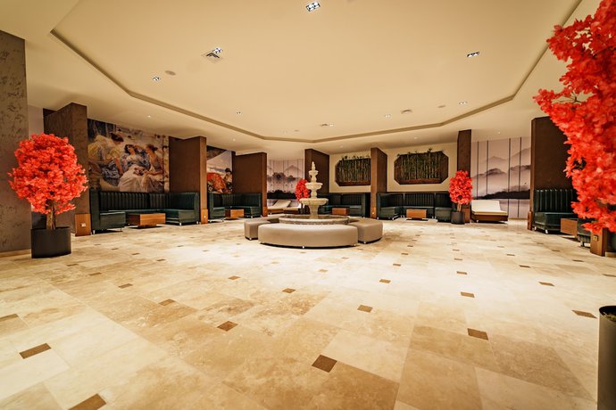 Imagen de los interiores del Hotel Anadolu Esenboga Termal. Foto 20