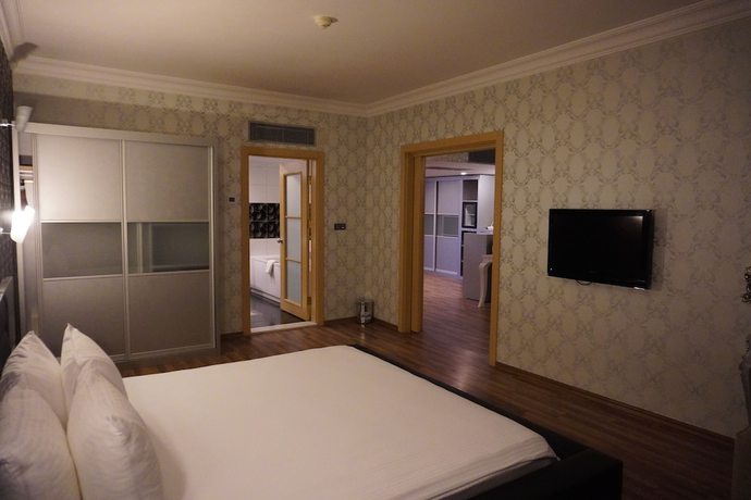 Imagen de la habitación del Hotel Anadolu Esenboga Termal. Foto 8