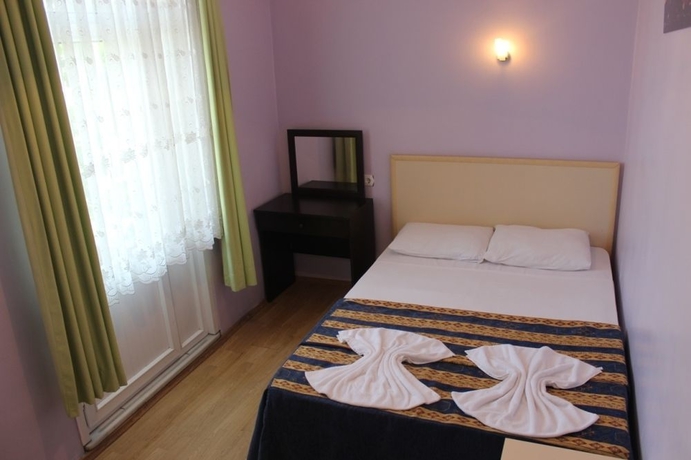 Imagen de la habitación del Hotel Anadolu. Foto 6