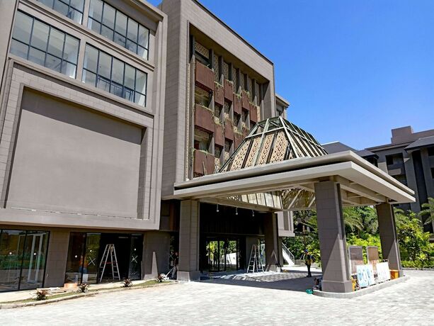 Imagen general del Hotel Anagatas and Resorts. Foto 12