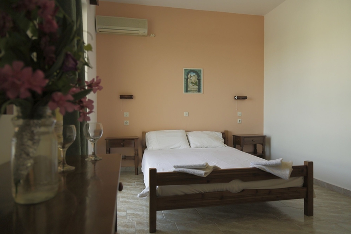 Imagen de la habitación del Hotel Anagros. Foto 7