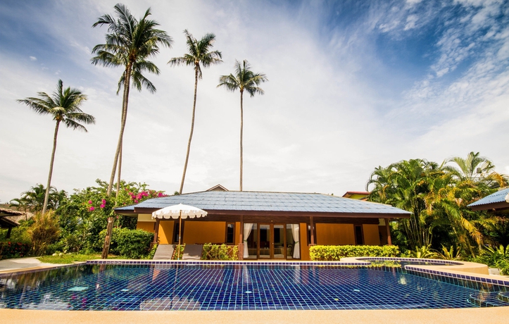 Imagen de la piscina del Hotel Anahata Resort Samui. Foto 16