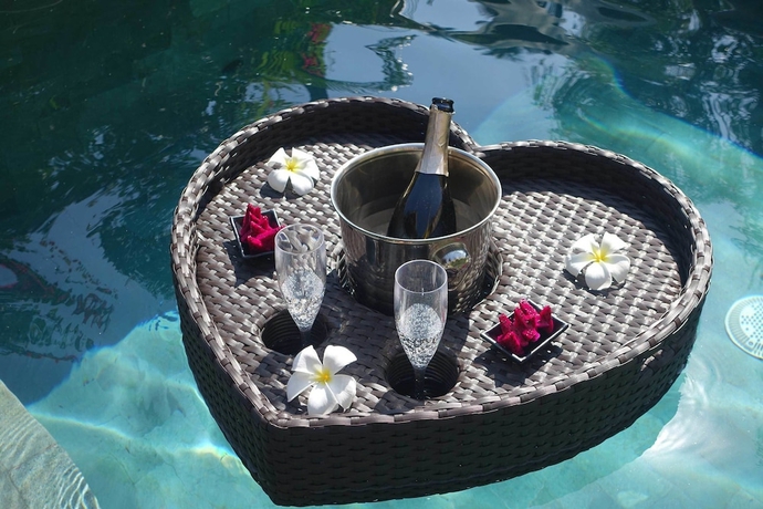 Imagen del bar/restaurante del Hotel Anahata - Tropical Private Villas Gili Air. Foto 4