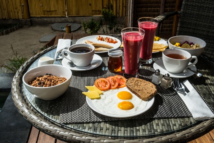 Imagen del bar/restaurante del Hotel Anahata - Tropical Private Villas Gili Air. Foto 5