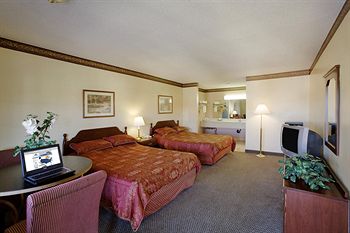 Imagen general del Hotel Anaheim Astoria Inn & Suites. Foto 8