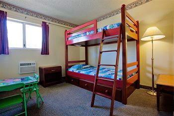 Imagen general del Hotel Anaheim Astoria Inn & Suites. Foto 10