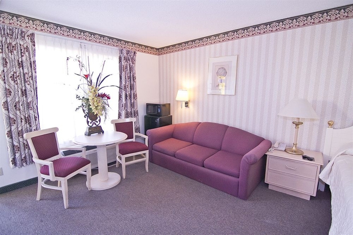 Imagen de los interiores del Hotel Anaheim Carriage Inn. Foto 14