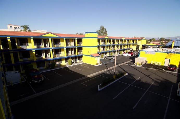 Imagen general del Hotel Anaheim Carriage Inn. Foto 2