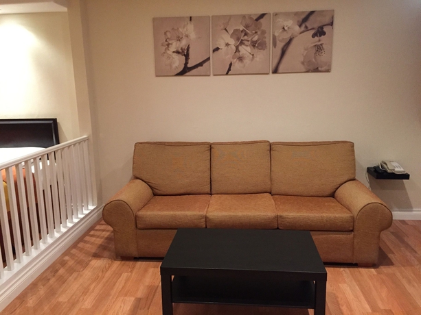 Imagen de los interiores del Hotel Anaheim Executive Inn and Suites. Foto 9