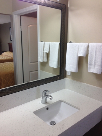 Imagen de la habitación del Hotel Anaheim Lodge. Foto 6