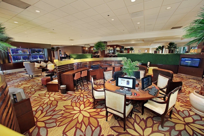 Imagen de los interiores del Hotel Anaheim Majestic Garden. Foto 13