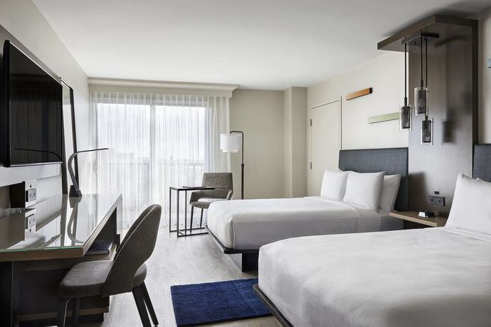 Imagen de la habitación del Hotel Anaheim Marriott. Foto 10