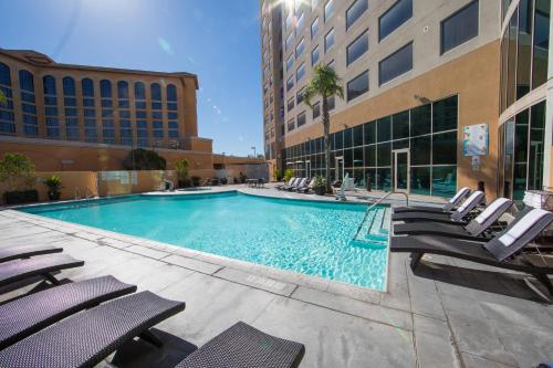 Imagen general del Hotel Anaheim Marriott Suites. Foto 12