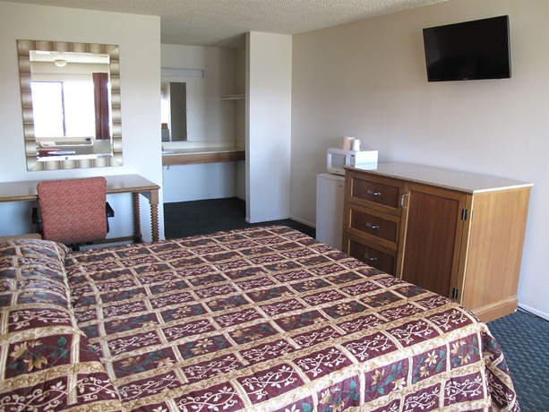 Imagen de los interiores del Hotel Anaheim National Inn. Foto 10