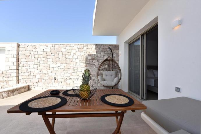 Imagen de la habitación del Hotel Anais Milos Suites. Foto 3