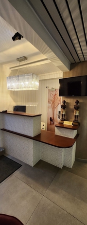 Imagen de los interiores del Hotel Anaïs Hôtel Bourges Nord Saint-Doulchard. Foto 19