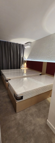 Imagen de la habitación del Hotel Anaïs Hôtel Bourges Nord Saint-Doulchard. Foto 10