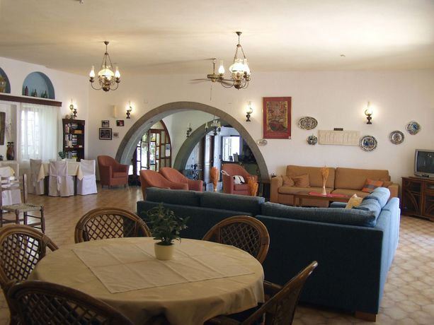 Imagen de los interiores del Hotel Anamar Patmos. Foto 15